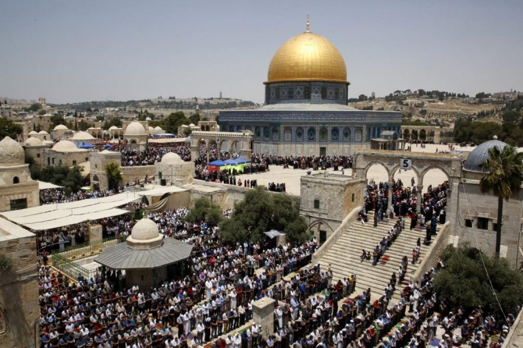Senangnya, Kini Jamaah Tuna Rungu di Masjid Al Aqsa Bisa Memahami Khutbah