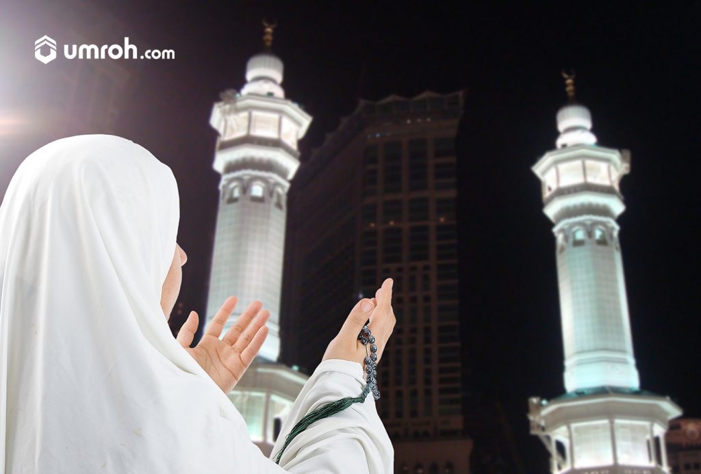 pemandangan masjid apung di jeddah