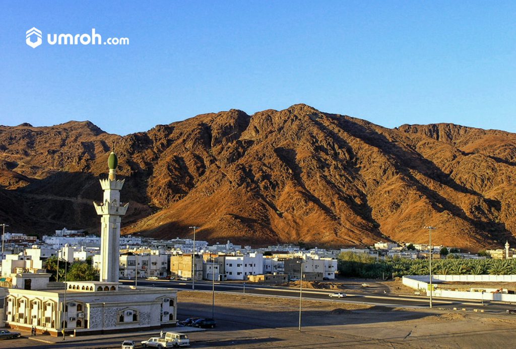 tips gunung uhud