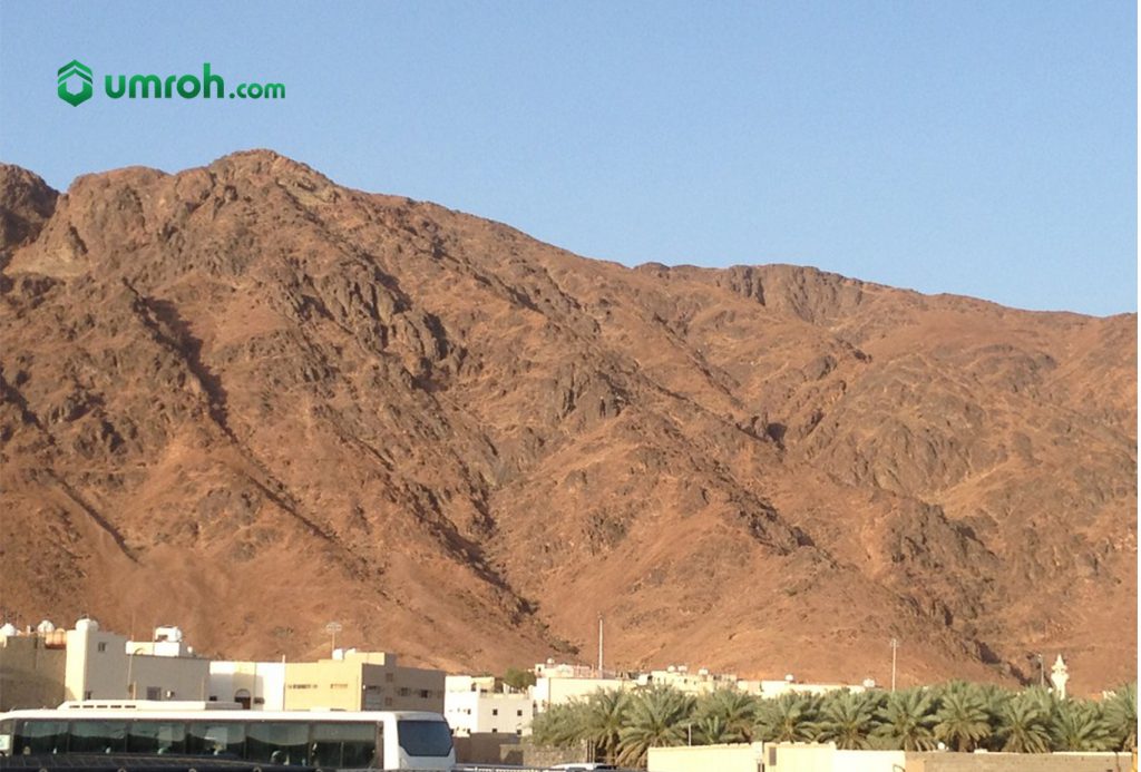 tips gunung uhud