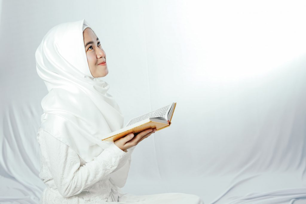 dalil menuntut ilmu